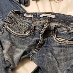 Vigoss Jean's